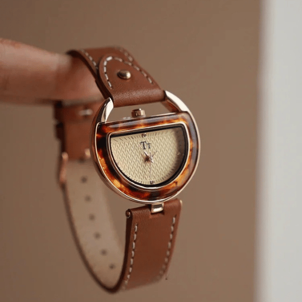 DaintyVintage™ Unique Quartz Watch