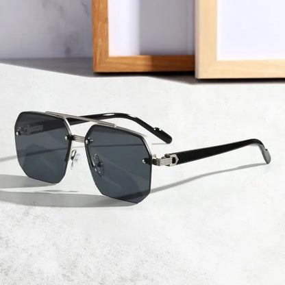 DiamondCut™ Gradient Sunglasses with Metal Frame