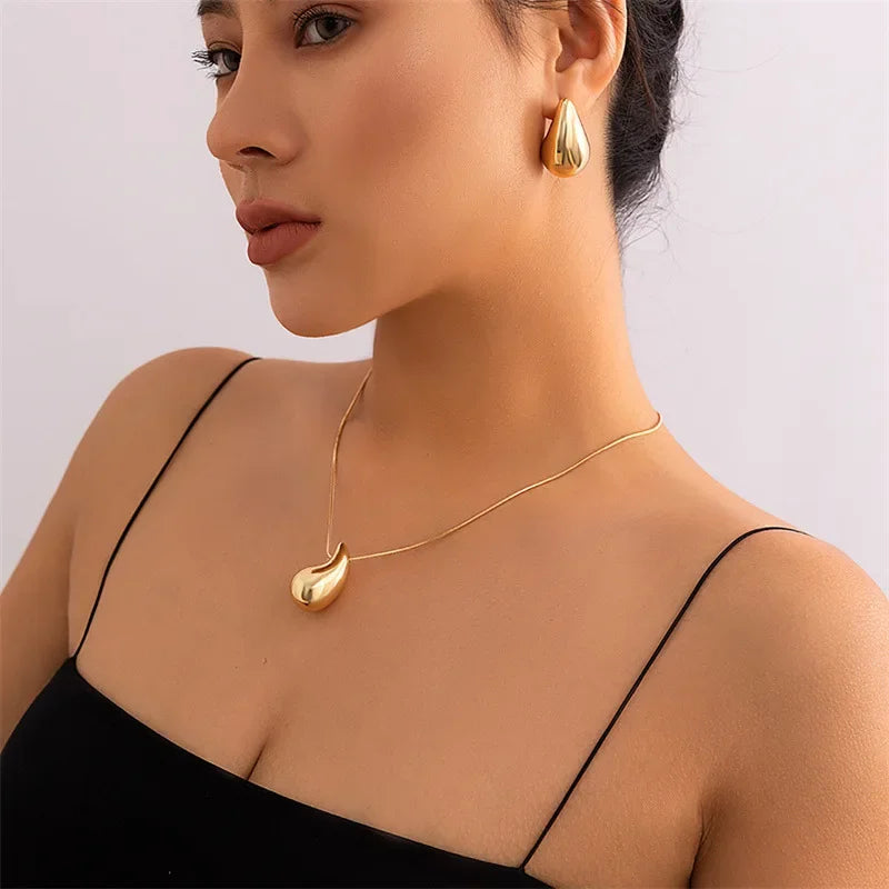 Velora™ Waterdrop Necklace and Earring Set