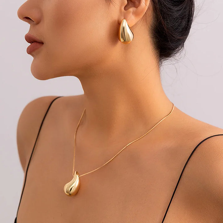 Velora™ Waterdrop Necklace and Earring Set