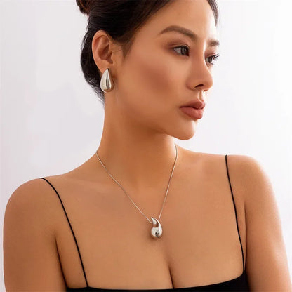 Velora™ Waterdrop Necklace and Earring Set
