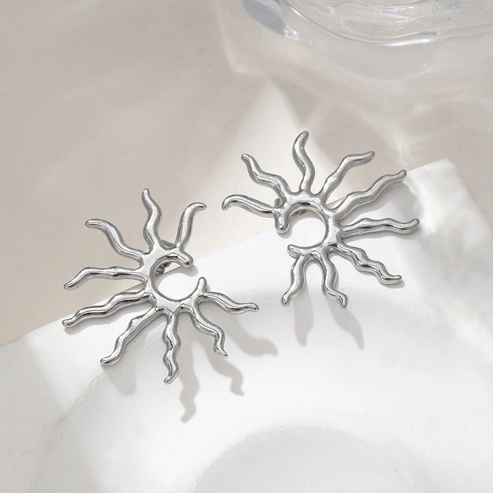 Solara™ Sculpted Sun Earrings