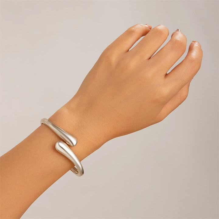 GlintEdge™ Chunky Twisted Metal Cuff Bracelet And Ring